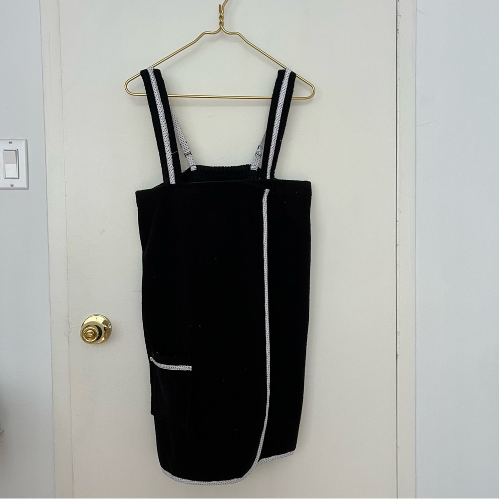 Black Bath Robe